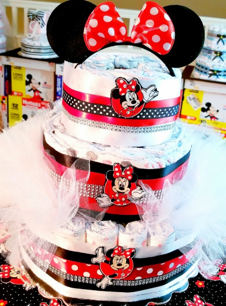 Custom made diaper cakes (local-DMV area only)